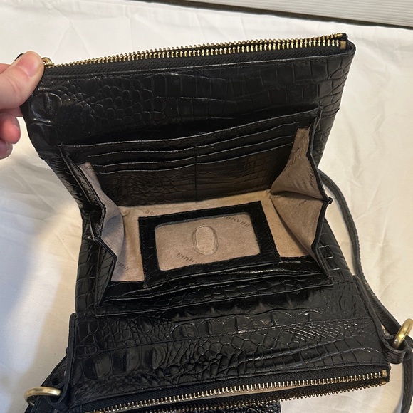 Brahmin Melbourne Black Mojito Croc Embossed Crossbody Bag - Picture 7 of 9